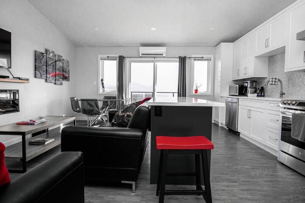 Eagle'S View Penthouse Appartement Victoria Buitenkant foto