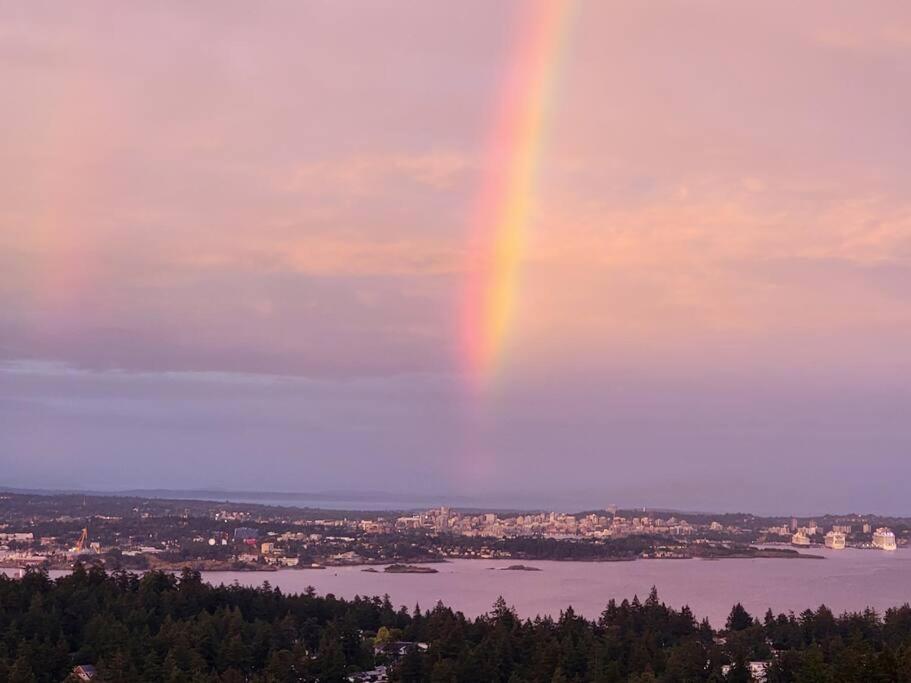 Eagle'S View Penthouse Appartement Victoria Buitenkant foto