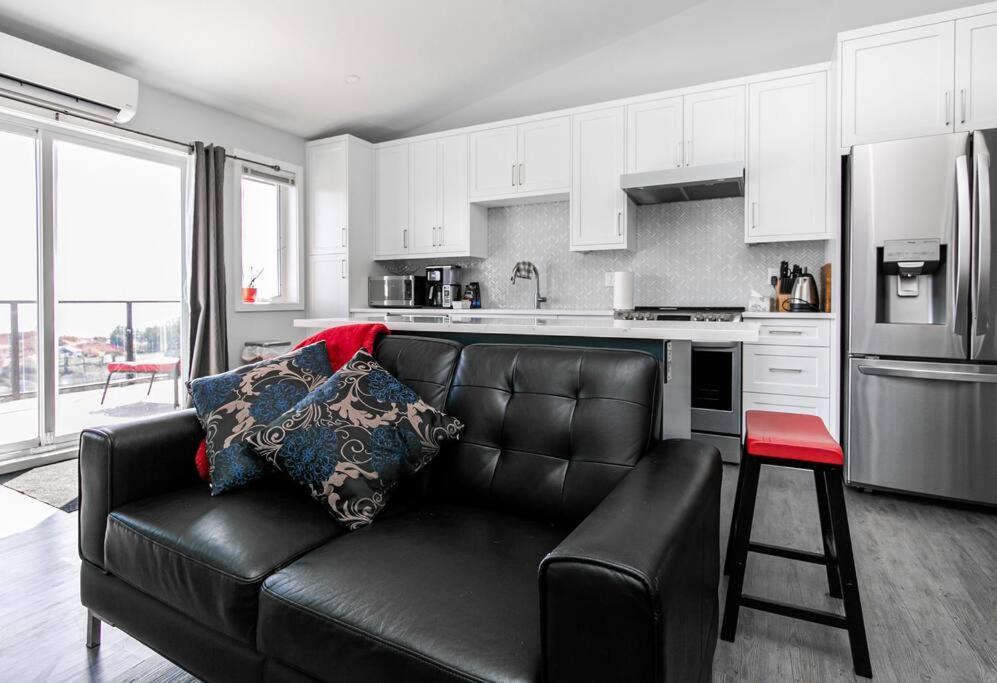Eagle'S View Penthouse Appartement Victoria Buitenkant foto